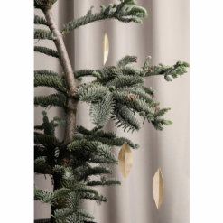 Ferm LIVING – 4er Set Hängeschmuck Blatt – Messing