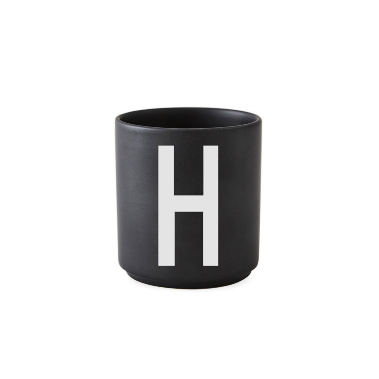 Design Letters – Porzellan-Becher H – Schwarz