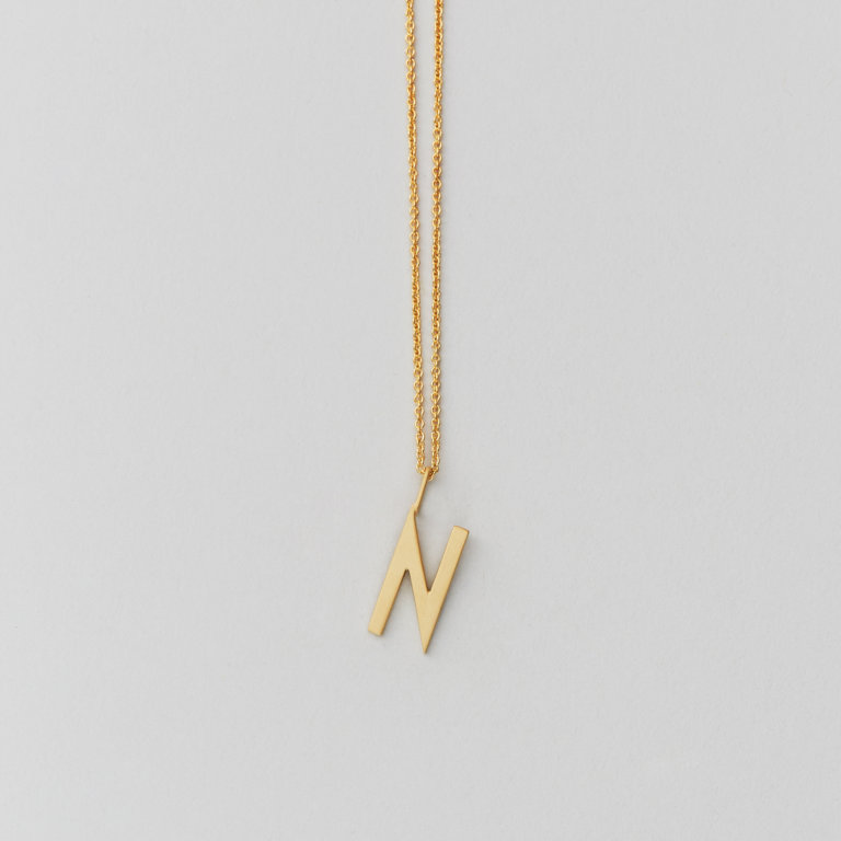 Design Letters – Kette mit Buchstabe N (16 mm)