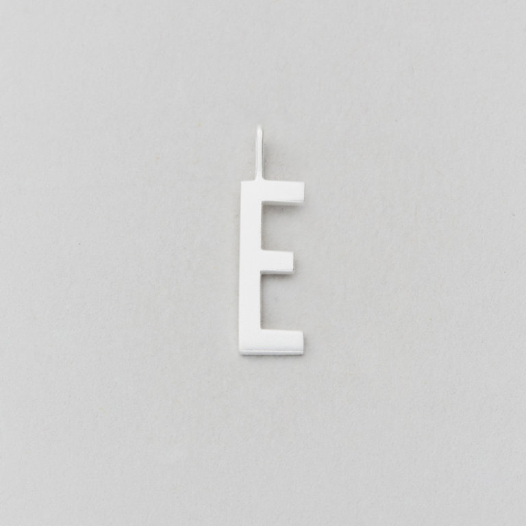 Design Letters Buchstabe E (16 mm) Silber