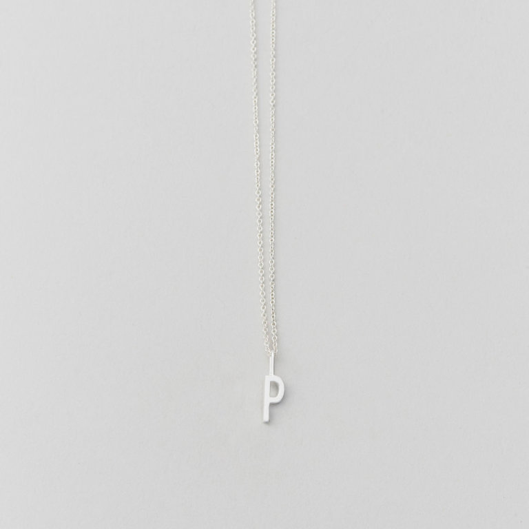 Design Letters Buchstabe P (10 mm) Silber – mit oder ohne Kette