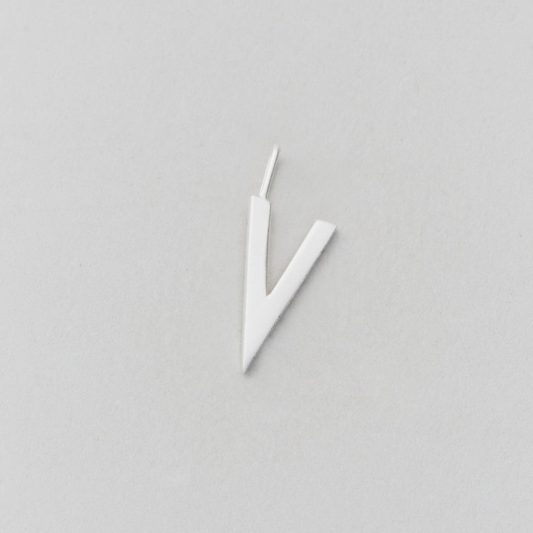 Design Letters Buchstabe V (16 mm) Silber
