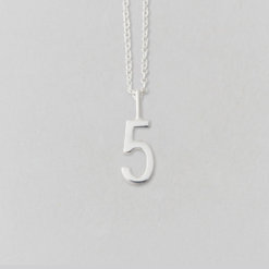 Design Letters Zahl 5 Silber (10mm) – Lucky Numbers mit oder ohne Kette