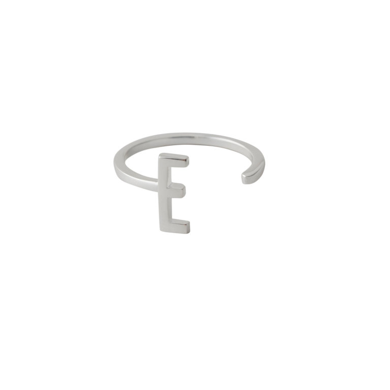 Design Letters Ring Buchstabe E Silber