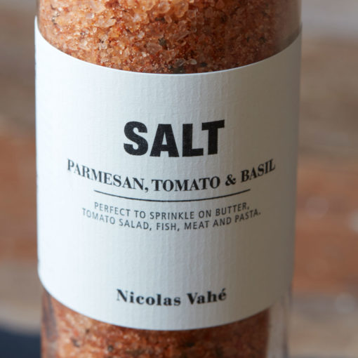 Nicolas Vahé Salz Tomate Parmesan Basilikum