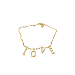 Design Letters L-O-V-E Armband