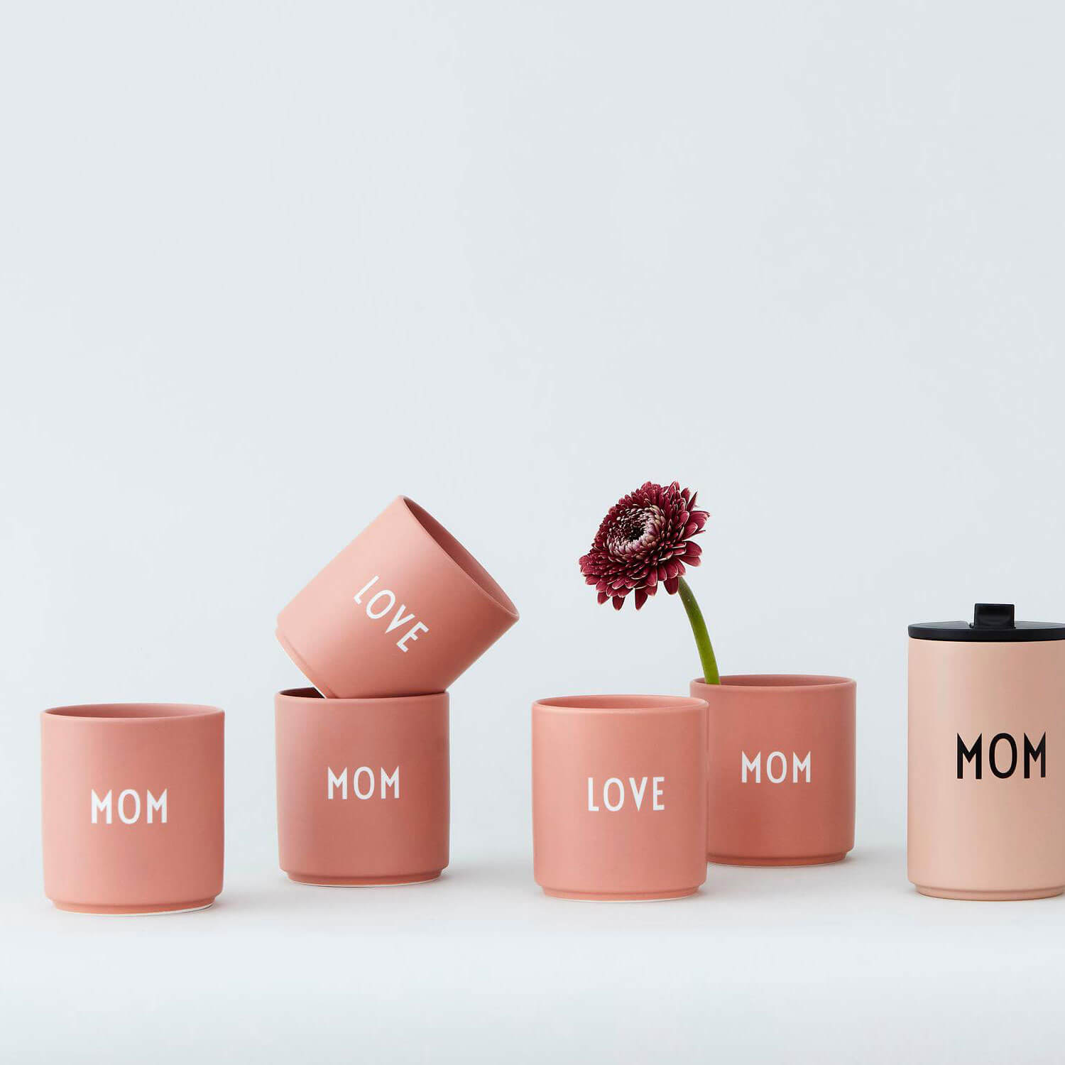 Design Letters Becher MOM / LOVE