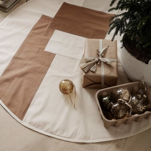 ferm living Weihnachtsteppich Tonal