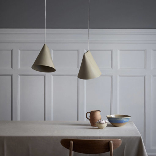 Moebe Keramik-Lampe Olive L