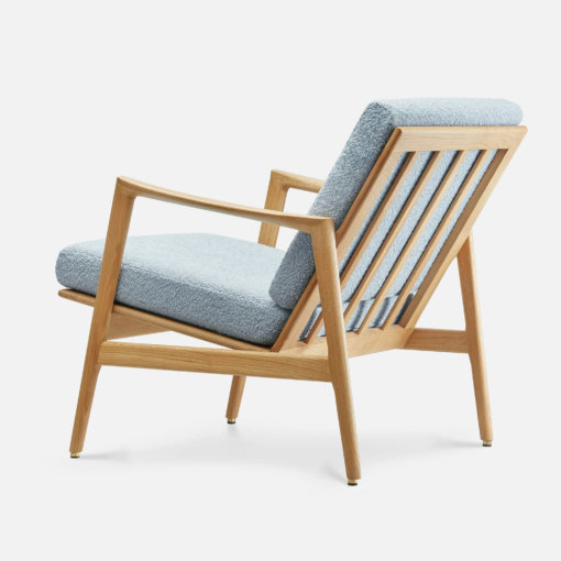 366 Stefan Lounge Chair Bouclé Blue Oak 02 Rücken