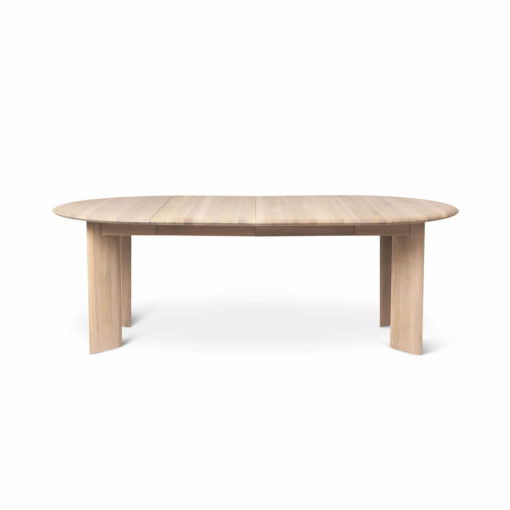 ferm LIVING Bevel Table mit Ausziehfunktion mit zwei Erweiterungen