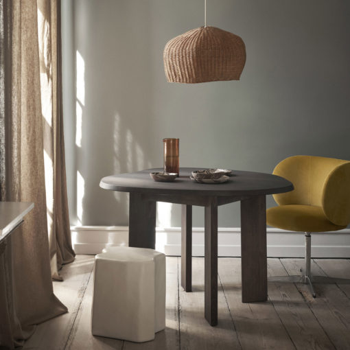 ferm LIVING Tarn Table Dunkle Buche 115 Mood