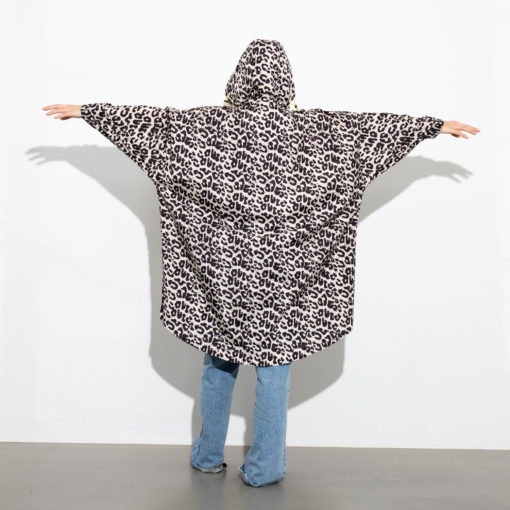 VIVI MARI Raincoat Leo Splashes Black/Sand - Image 2