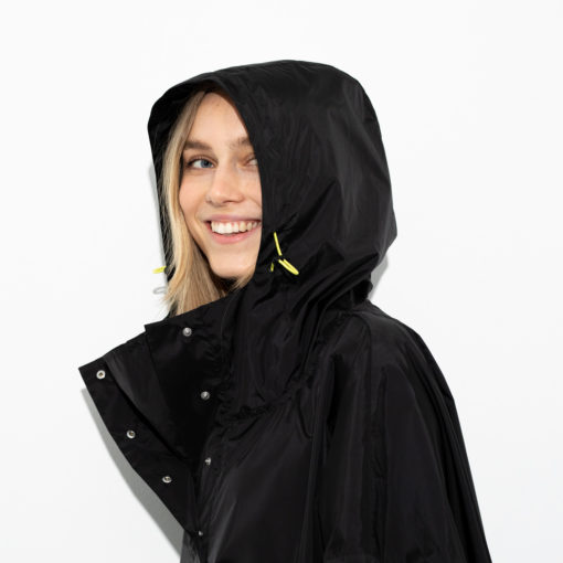 VIVI MARI Raincoat Solid Black - Image 3