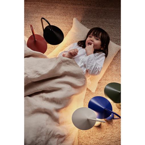 ferm LIVING Lampe Arum Portable Grass Green