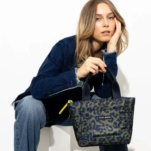 VIVI MARI Padded Tote Bag Leo Splashes Navy/Olive Small