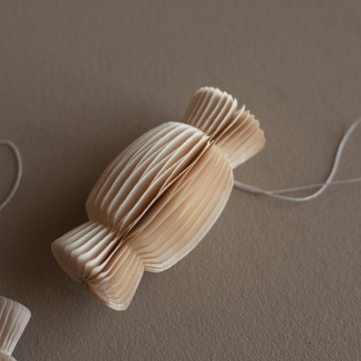 DBKD Papier-Bonbon Candy Weiß