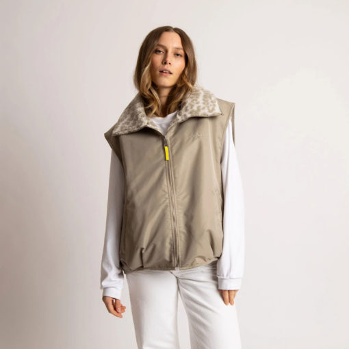 VIVI MARI Reversible Bomber Vest Stone/Leo Sand-Stone