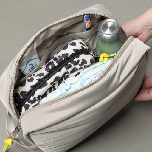 VIVI MARI Padded Toiletry Bag Stone S