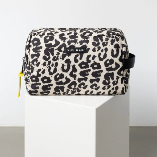 VIVI MARI Padded Toiletry Bag Leo Splashes Black/Sand L