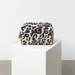 VIVI MARI Padded Toiletry Bag Leo Splashes Black/Sand S