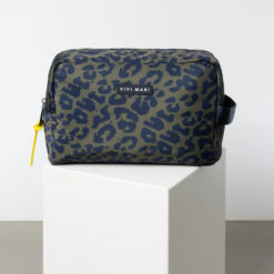 VIVI MARI Padded Toiletry Bag Leo Splashes Navy/Olive L
