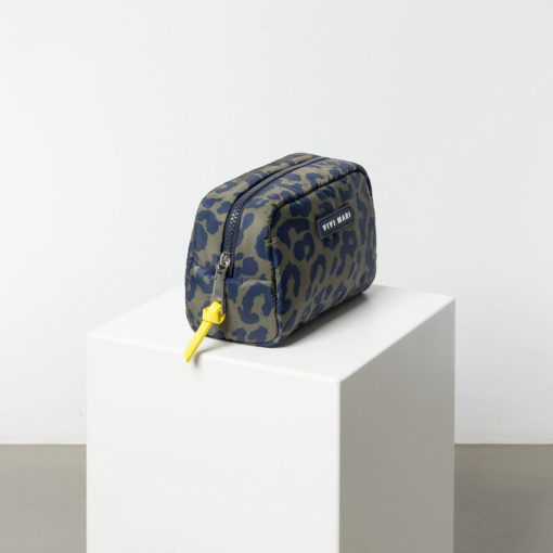VIVI MARI Padded Toiletry Bag Leo Splashes Navy/Olive S seitlich
