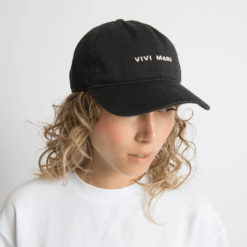 VIVI MARI Cap Solid Black Sand Detail