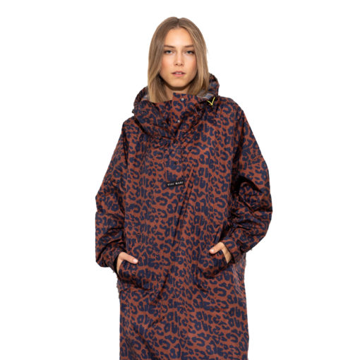VIVI MARI Raincoat Leo Splashes Navy/Rust Detail frontal