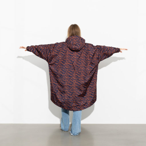 VIVI MARI Raincoat Leo Splashes Navy/Rust Rückansicht