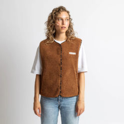 VIVI MARI Teddy Fleece Vest Caramel geschlossen