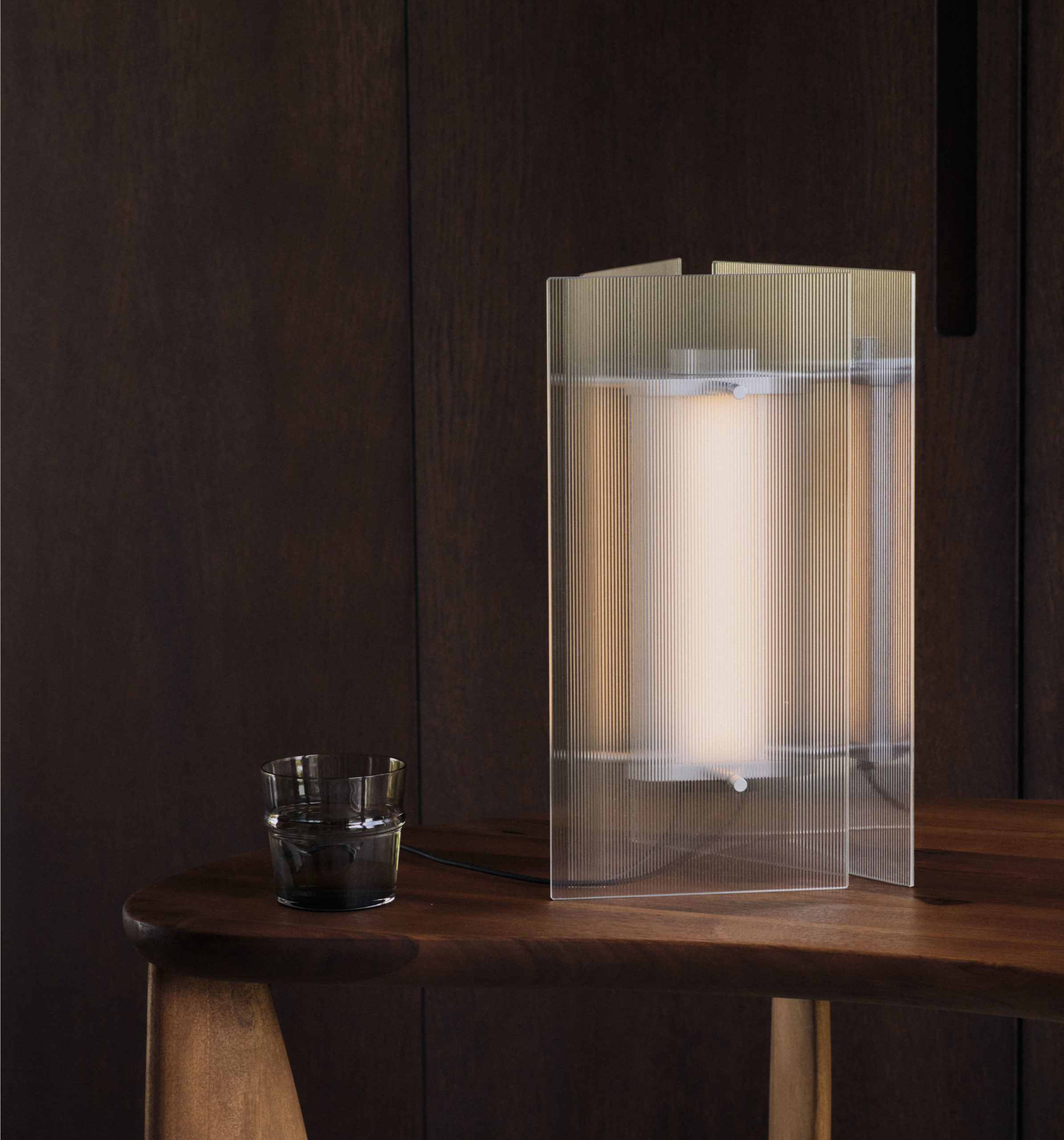 Oeste Table Lamp