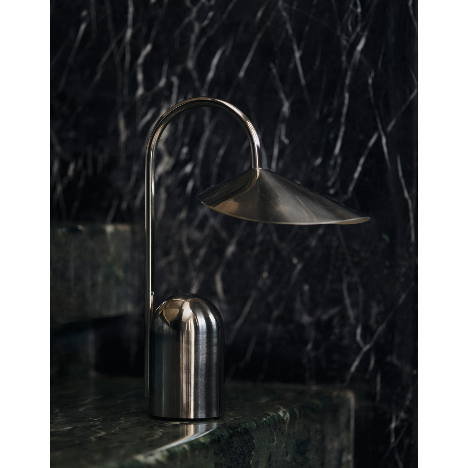 ferm LIVING Lampe Arum Portable Stainless Steel