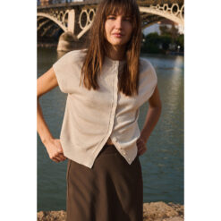 YAYA kurze Strickjacke mit Knopfleiste Beige Melange