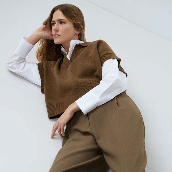 YAYA kurzer Strickpullover mit Kragen Teak Brown Melange - Image 3